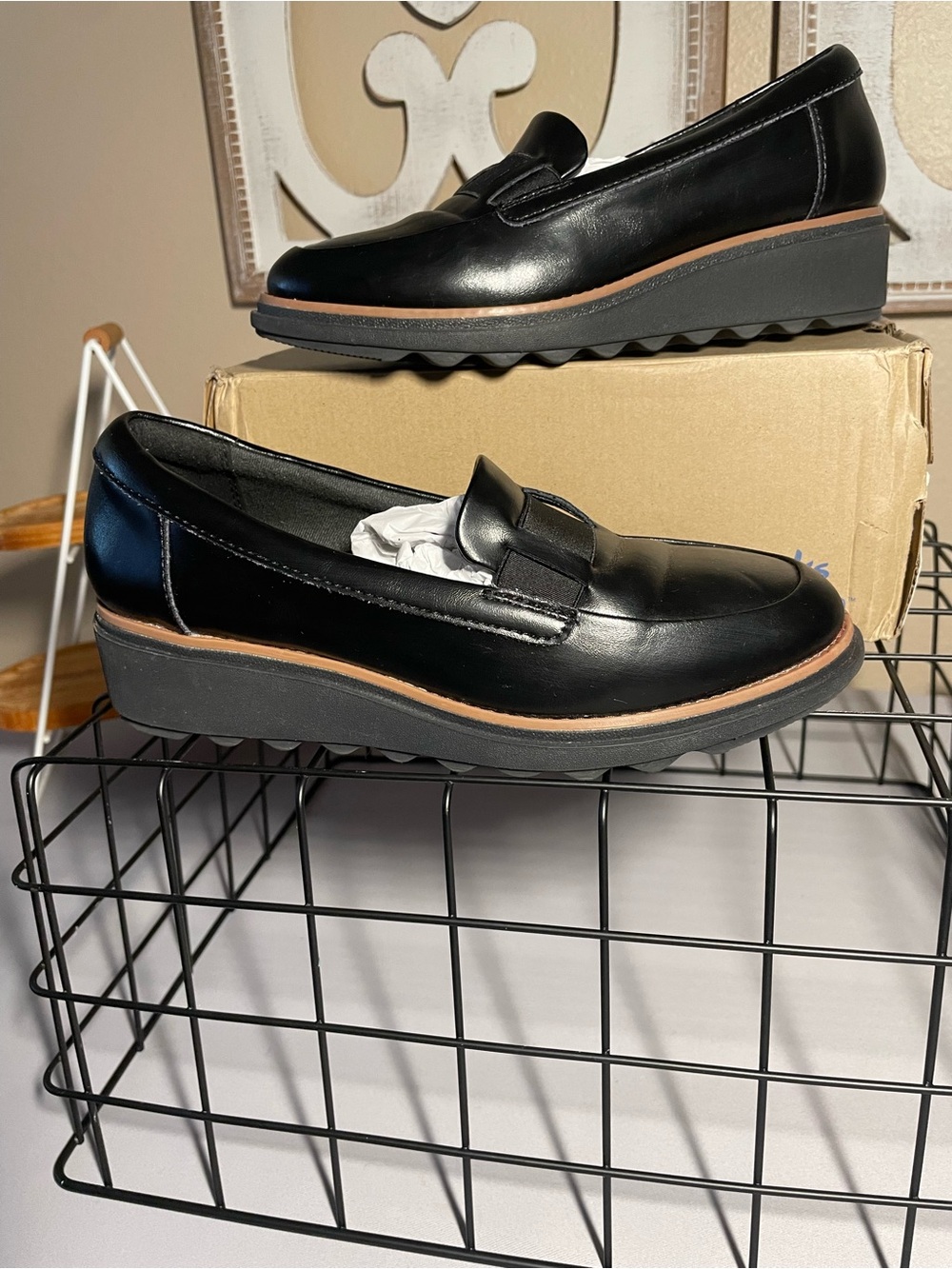 Clarks Black Leather Platform Slip-On Loafers - Picture 4 of 5